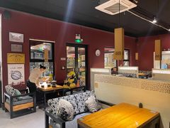 -苹果树下艺术餐厅(宋庄店)