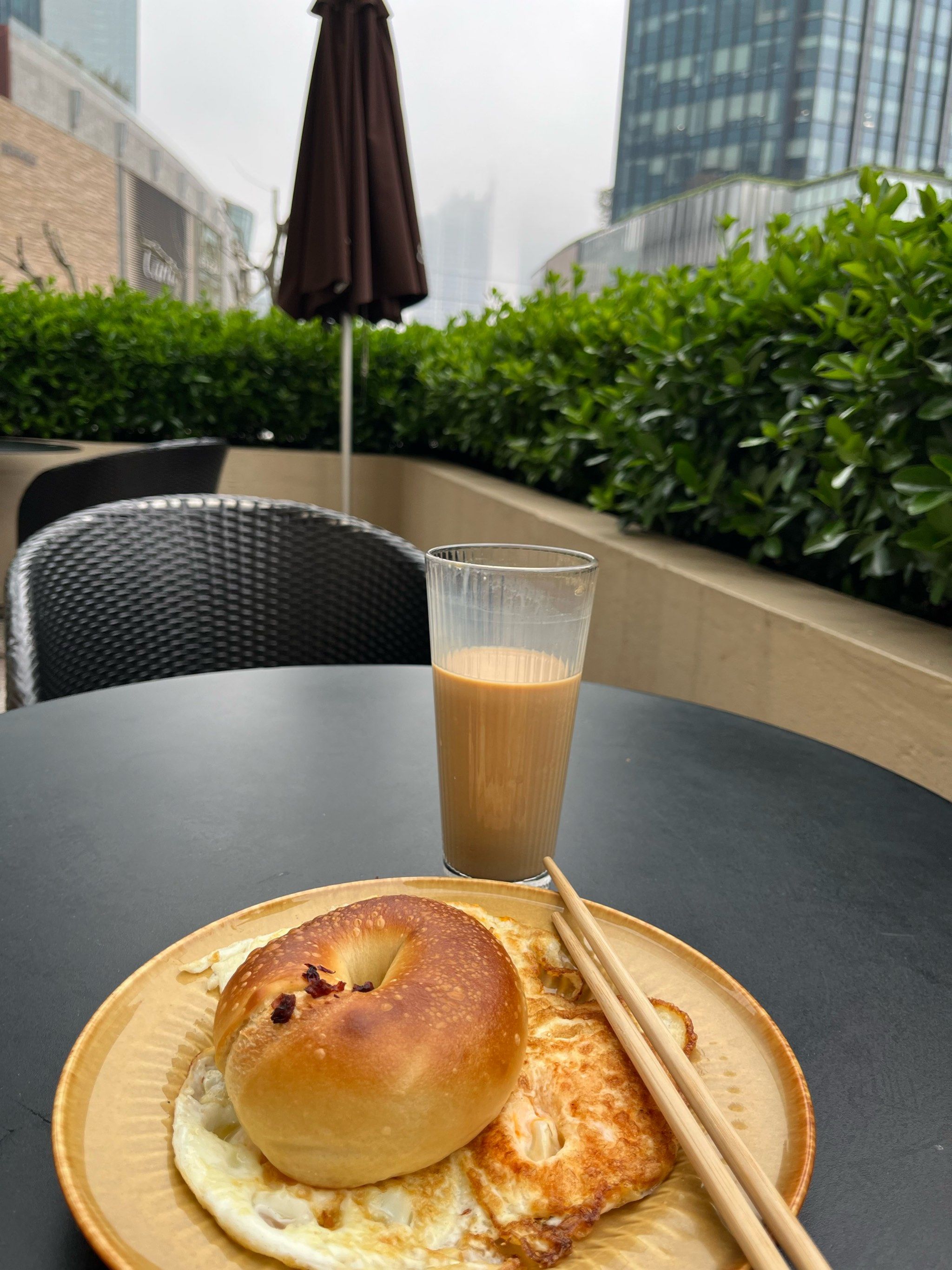 美式喝一半加奶