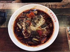 -八一好吃街·高品美食广场