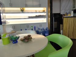 -比华利美容医院