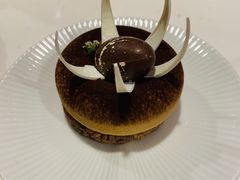 -潮一不贰·法式甜品·生日蛋糕·西式简餐(外滩店)