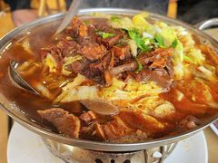 -闫家驴肉老店(华电一校店)