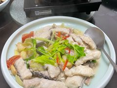 咸菜焖鳗鱼-鱼篮仔·潮汕美食(圆明新园店)