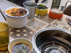 -顶上头·螺蛳火锅(五一新村店)