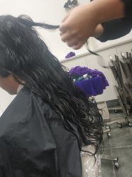-Moyue HAIR SALON