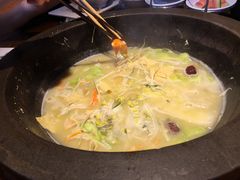 -咕嘟草帽鱼·牛奶一样的鲜鱼汤(包河万达广场创始店)