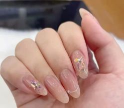 -悦指间美甲美睫