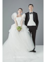 -雪中彩影婚纱摄影·微光艺术中心