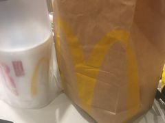 -麦当劳(轻轨曹杨路店)
