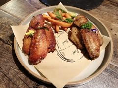 烤翅双拼-HIGH FIVE哈福手工汉堡(桂林路店)