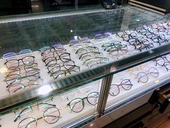 -潘多拉眼镜·蔡司依视路明月(潘家园店)