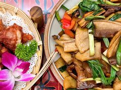 -菌林天下·野生菌汤锅