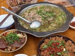-谢老五跷脚牛肉·非遗传承店