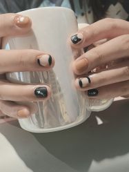 -丽心自助美甲美睫