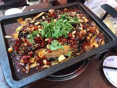 -小雷家烤鱼家常菜