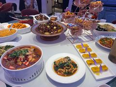 -巴特餐饮6加1音乐餐吧·新疆菜