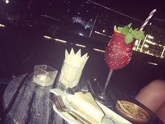 -UNI UNI(环亚凯瑟琳店)