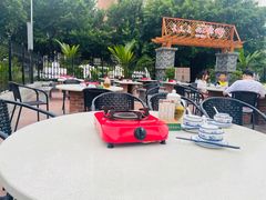 -墨脱石锅椰子鸡•香草鸭•东山羊(大东海店)