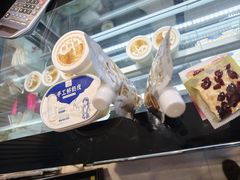-正飞鲜奶(吐鲁番路店)