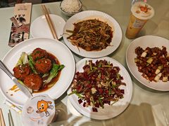 -闫府私房菜·百年鲁菜(欧亚店)