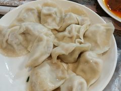 -周家大连水饺(美专校街店)