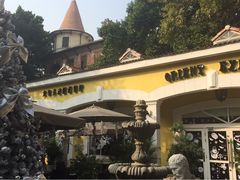 -火车头法国西餐厅