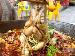 -鸿顺老铁锅美蛙鱼府(解放碑店)