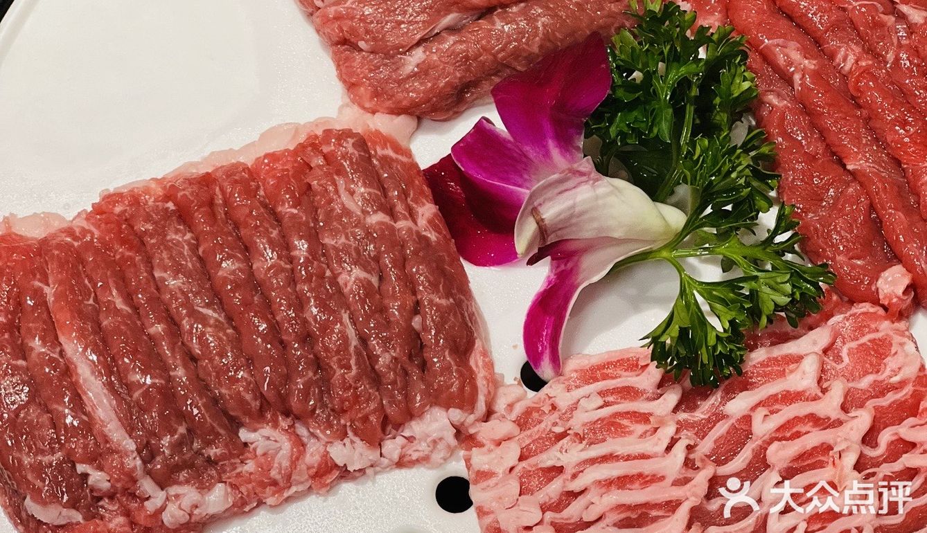 一盘太阳肉，够我吃一天，老北京火锅都这么卷了吗！