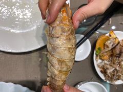 -三姐妹·海鲜大排档