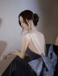 -莫小姐婚纱