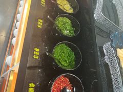 -德天肥牛海鲜火锅(龙吟坊店)