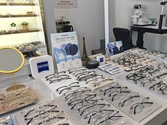 -视野联行眼镜·蔡司·控优点授权(长白万象汇店)