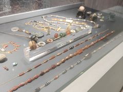 -云洲古玩城(大木桥路店)
