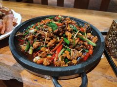 -老滇山寨•云南特色菜•地方菜•民族风情歌舞表演(金碧店)