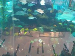 -鸿通城购物中心