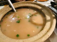 -小凤庭·地道湖北菜武昌鱼·藕汤(38年黄鹤楼店)