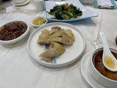 -渔意楼·驰名沙田乳鸽(五羊旗舰店)