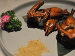 乳鸽-煲宫猪肚鸡(晶品店)