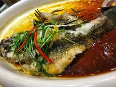 -沪华海鲜大酒楼(南汇店)