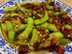 -江城燕子大排档(江汉路步行街店)