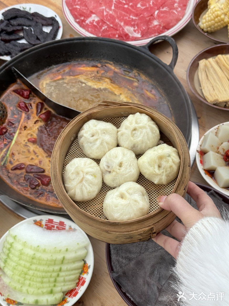 来打卡陶婆婆火锅了。