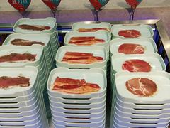 -绿岛港轩海鲜烤肉涮锅自助餐厅