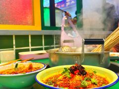 纯牛油红汤锅底-巷子里头麻辣烫火锅串串(温江店)