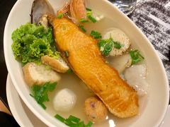 龙汤火锅-LIMLAONGOW BISTRO - Legendary Fishball Noodle