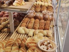-焙丽拾光(麦凯乐直营店)