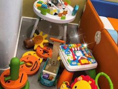 -戊辰亲子游泳俱乐部