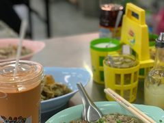 -榮泰米粉湯(Left Shop)