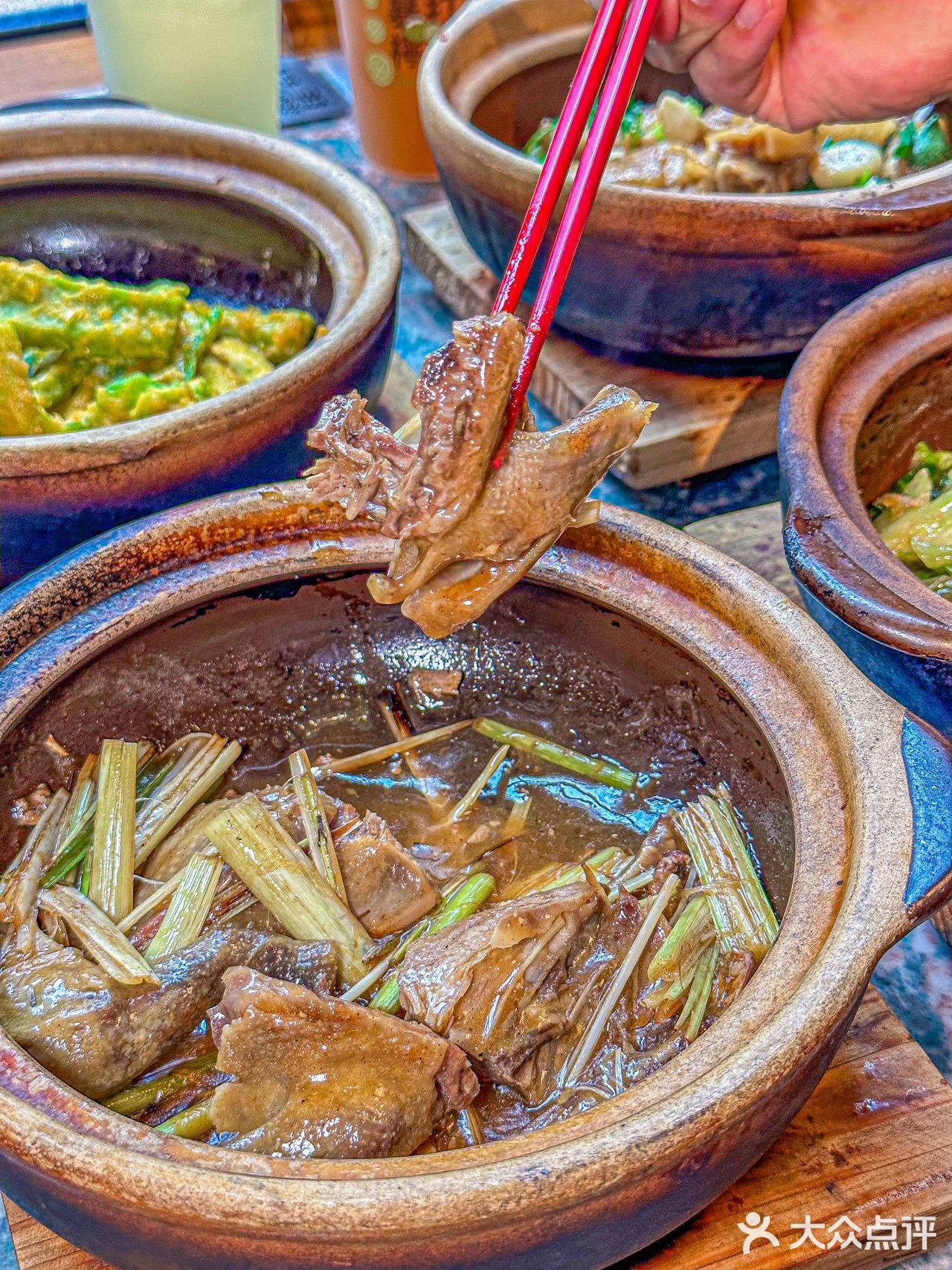 救命 魔都这啫啫煲尊嘟好难拒绝啊！