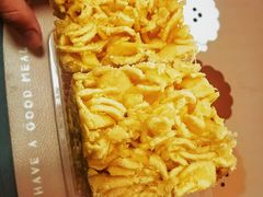榄仁萨其马-白天鹅宾馆·美食屋