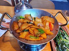 -隔壁老王·家常云南菜(花巷店)